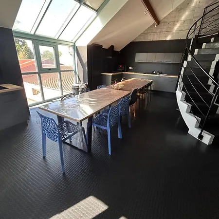 La Vie Est Belle Vila *