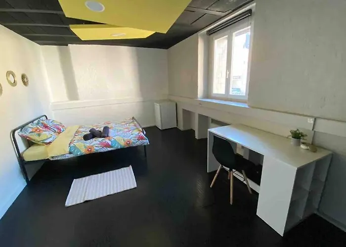 La Vie Est Belle Villa