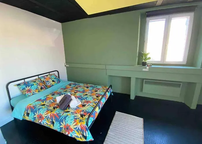 La Vie Est Belle Villa